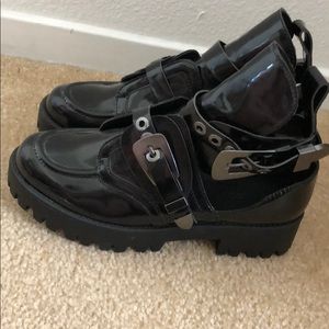 Windsor Buckle boots